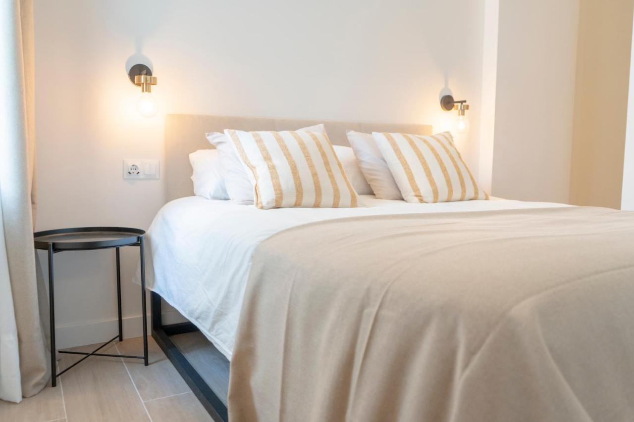 Suites Alfonso X Jerez de la Frontera Ruang foto
